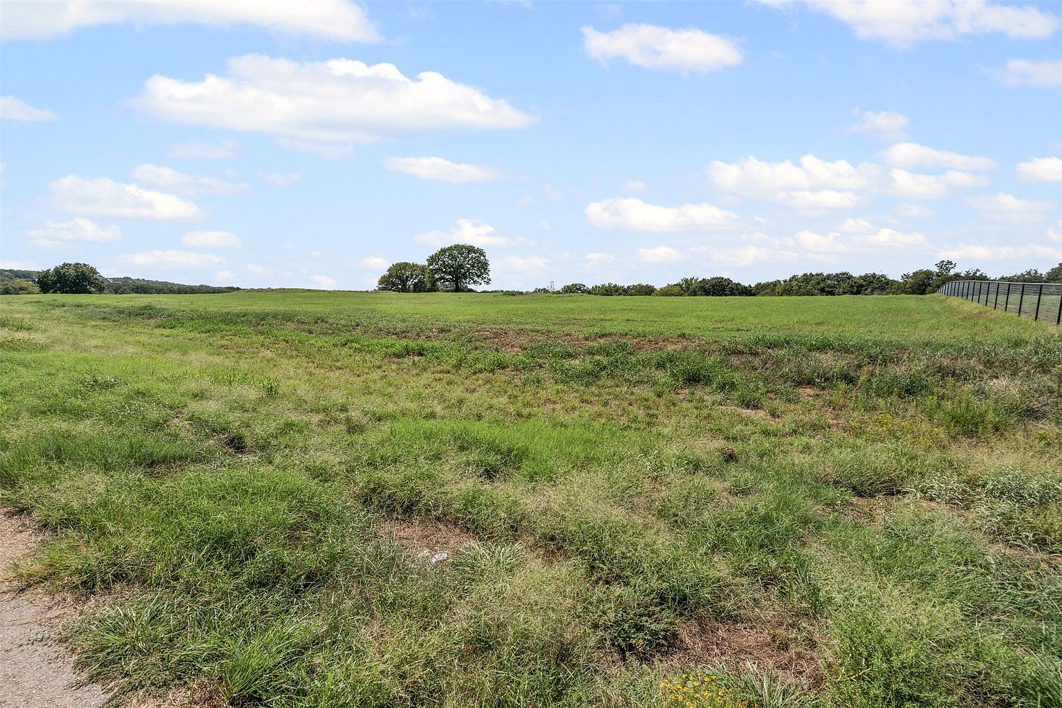 4001 Margarets Mdw acreage — photo 9 of 27